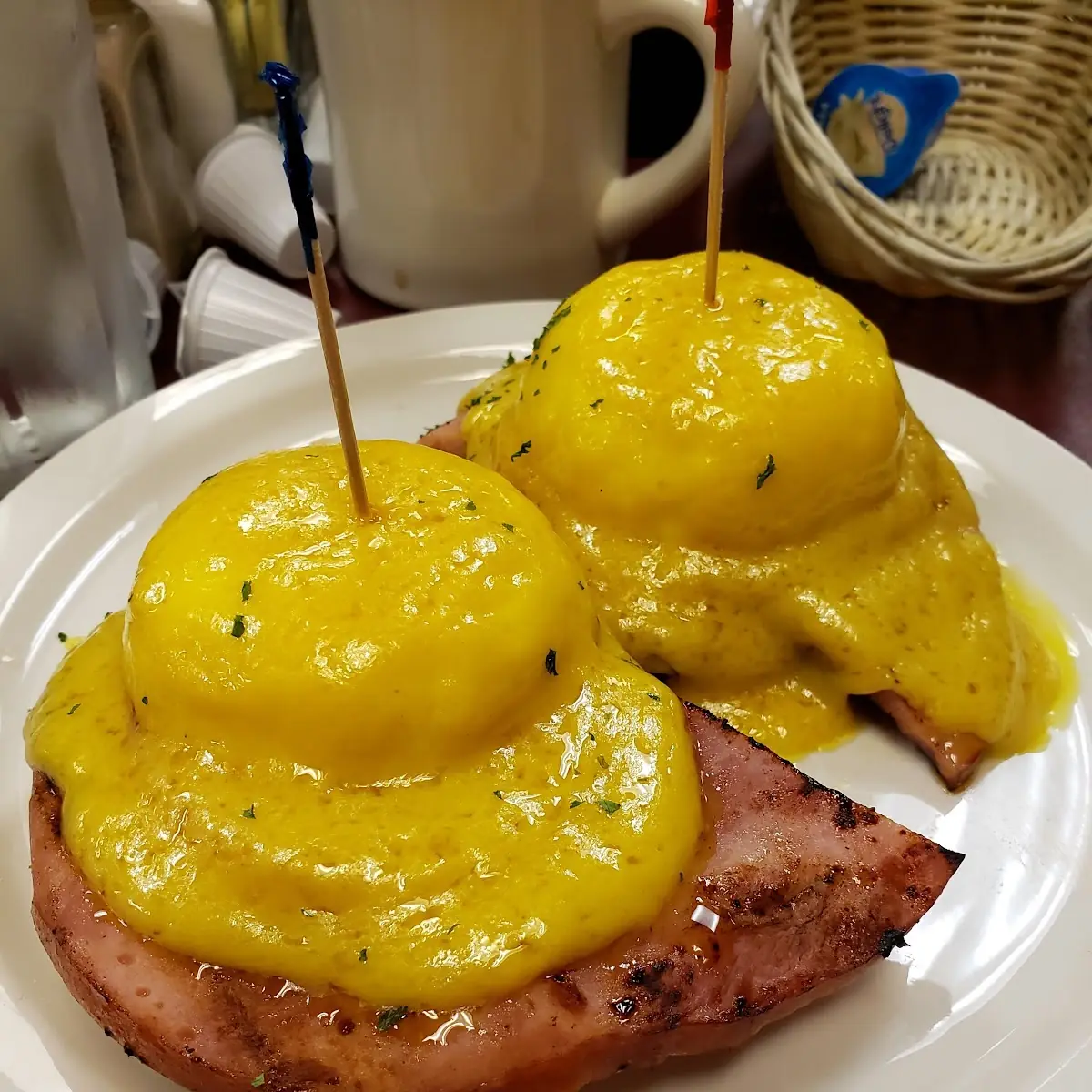 Eggs Benedict