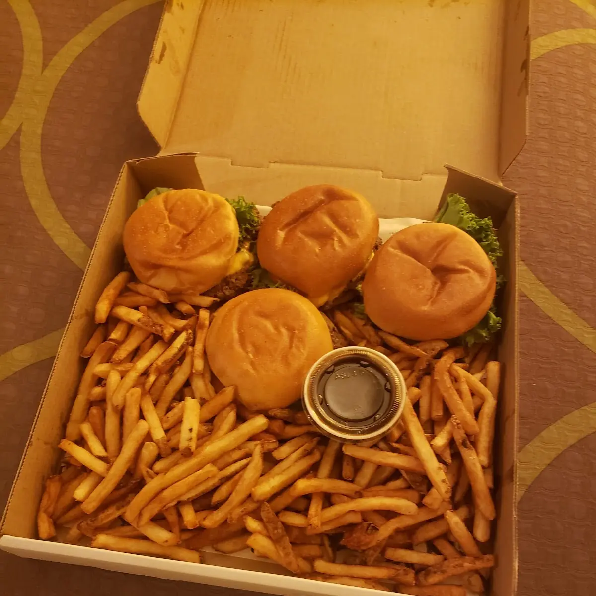 CON QUESO AND CHIPS