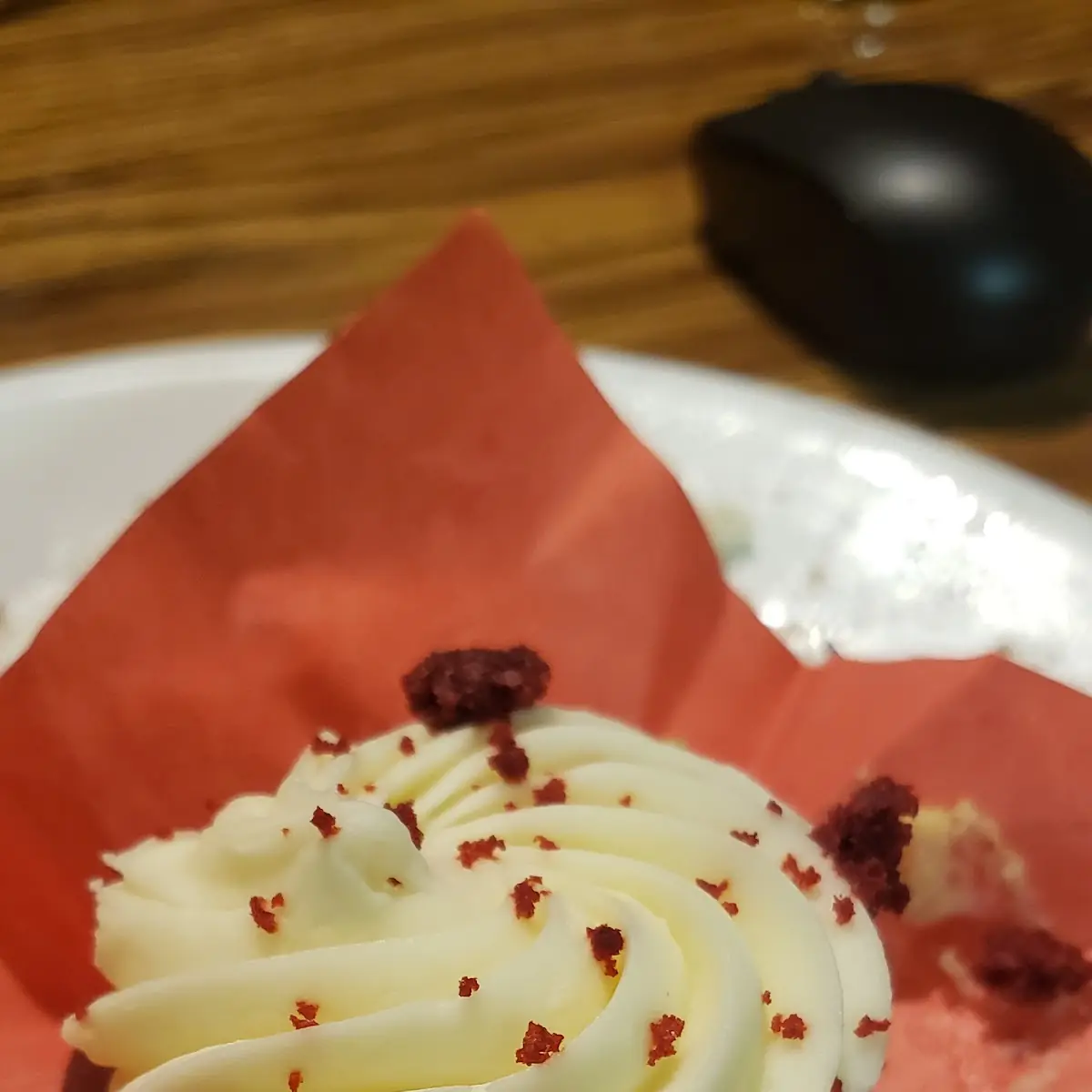 Red Velvet Cheesecake Cupcake