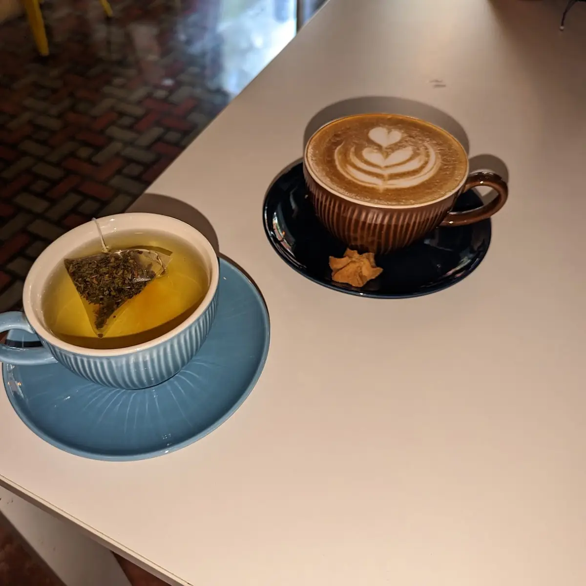 Caffe Latte & Mint Tea