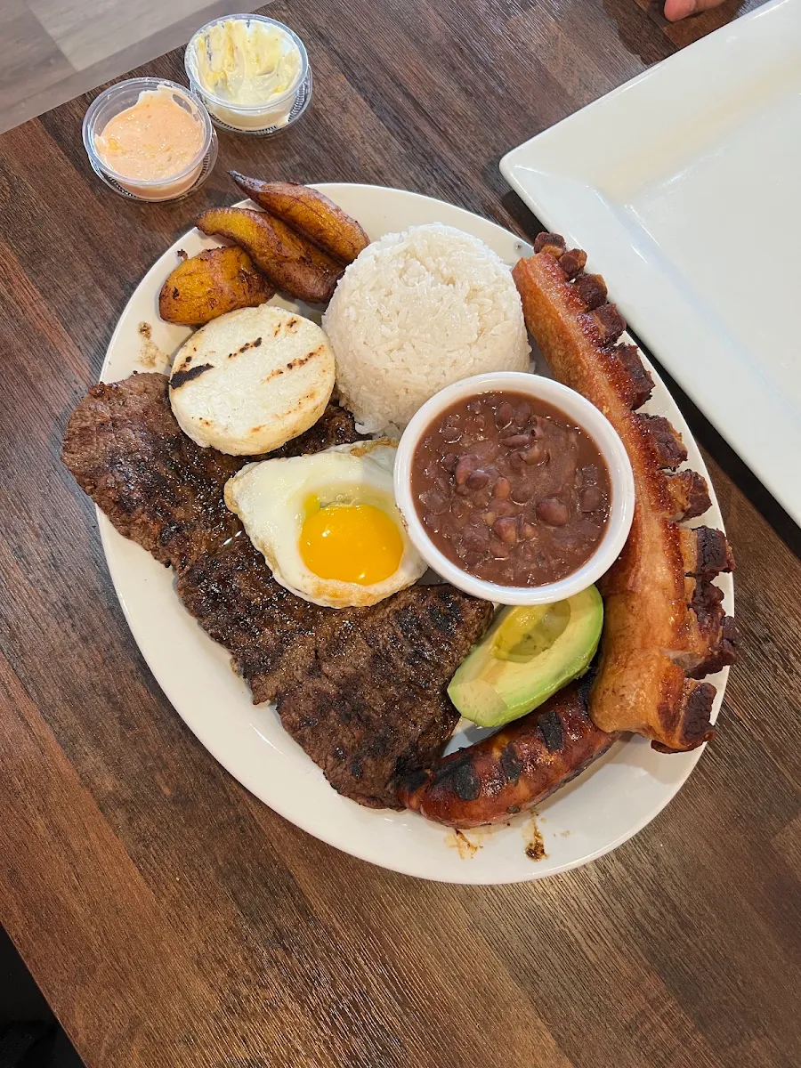 Colombian-Style Grilled Steak