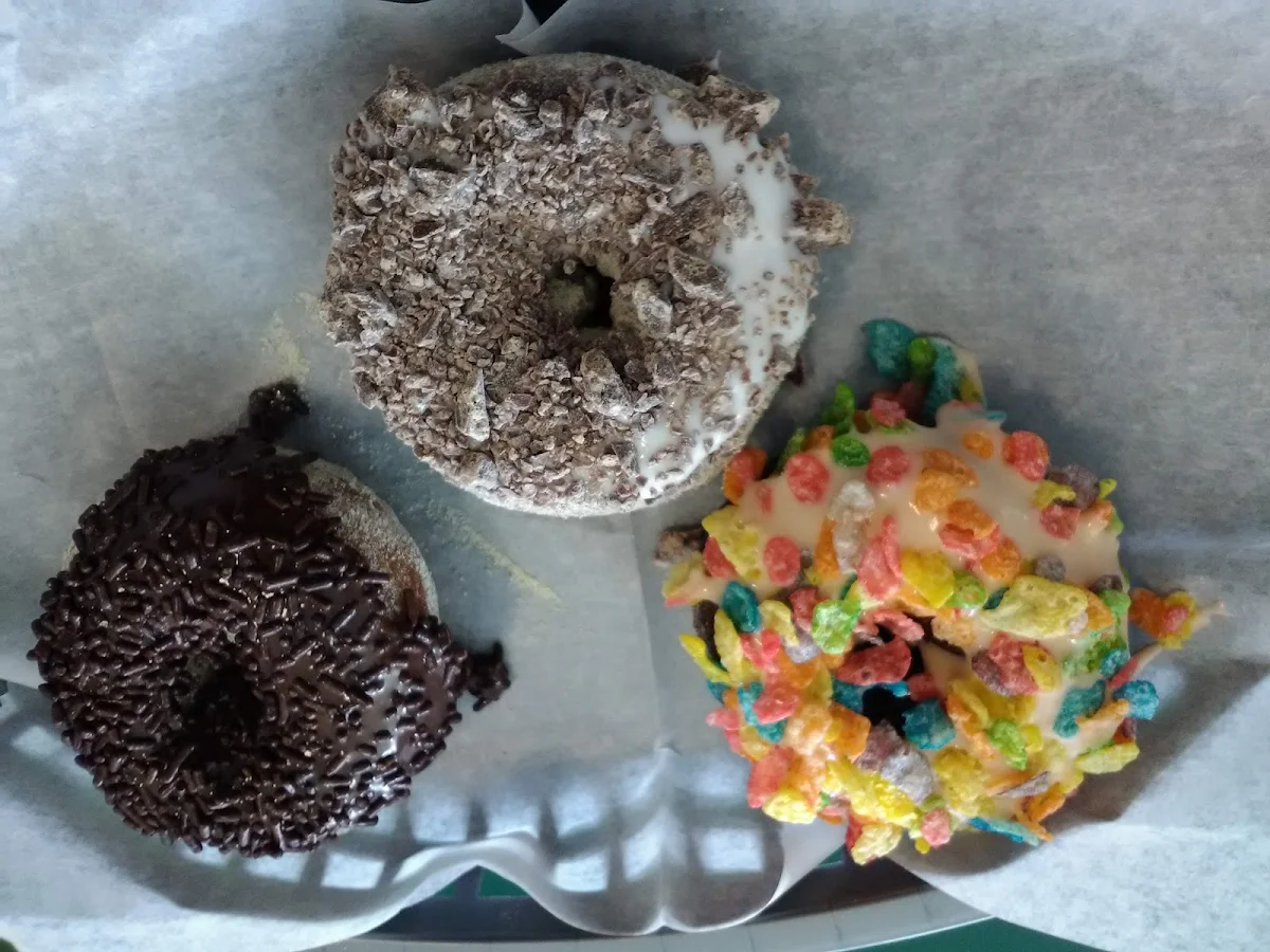Right to Left Yabadaba Doughnut Heath Bar