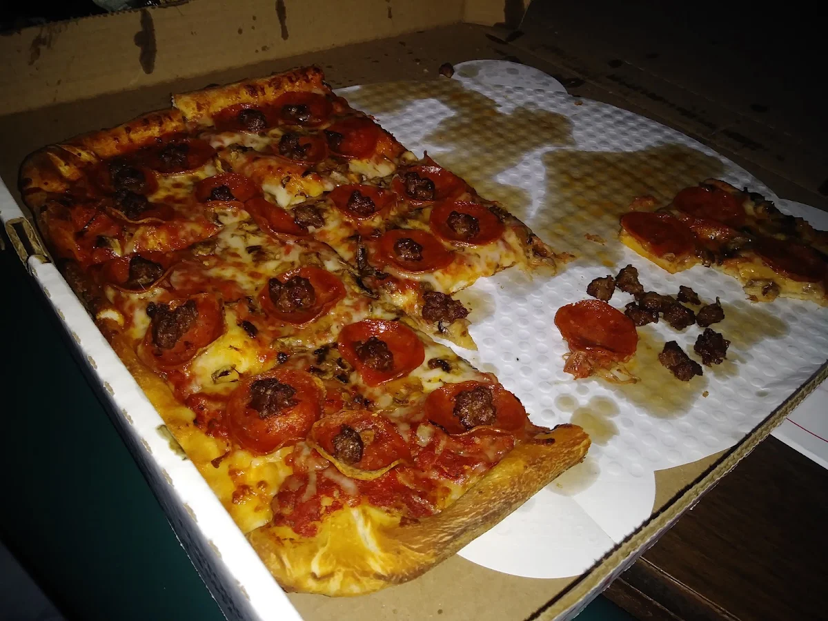 Vinnys Pizza