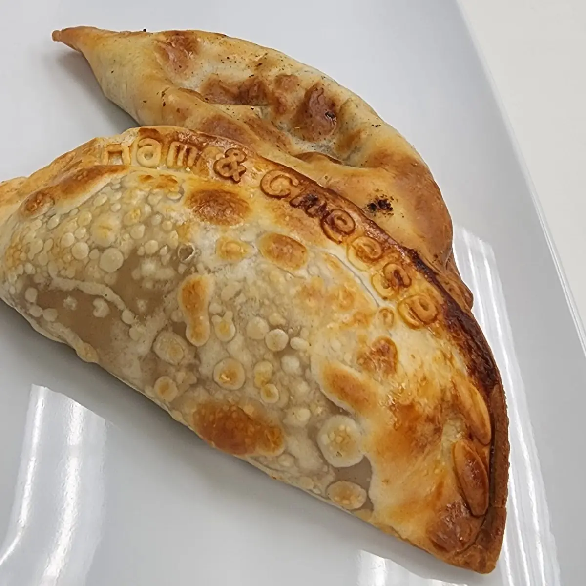 Empanada Ham & Cheese