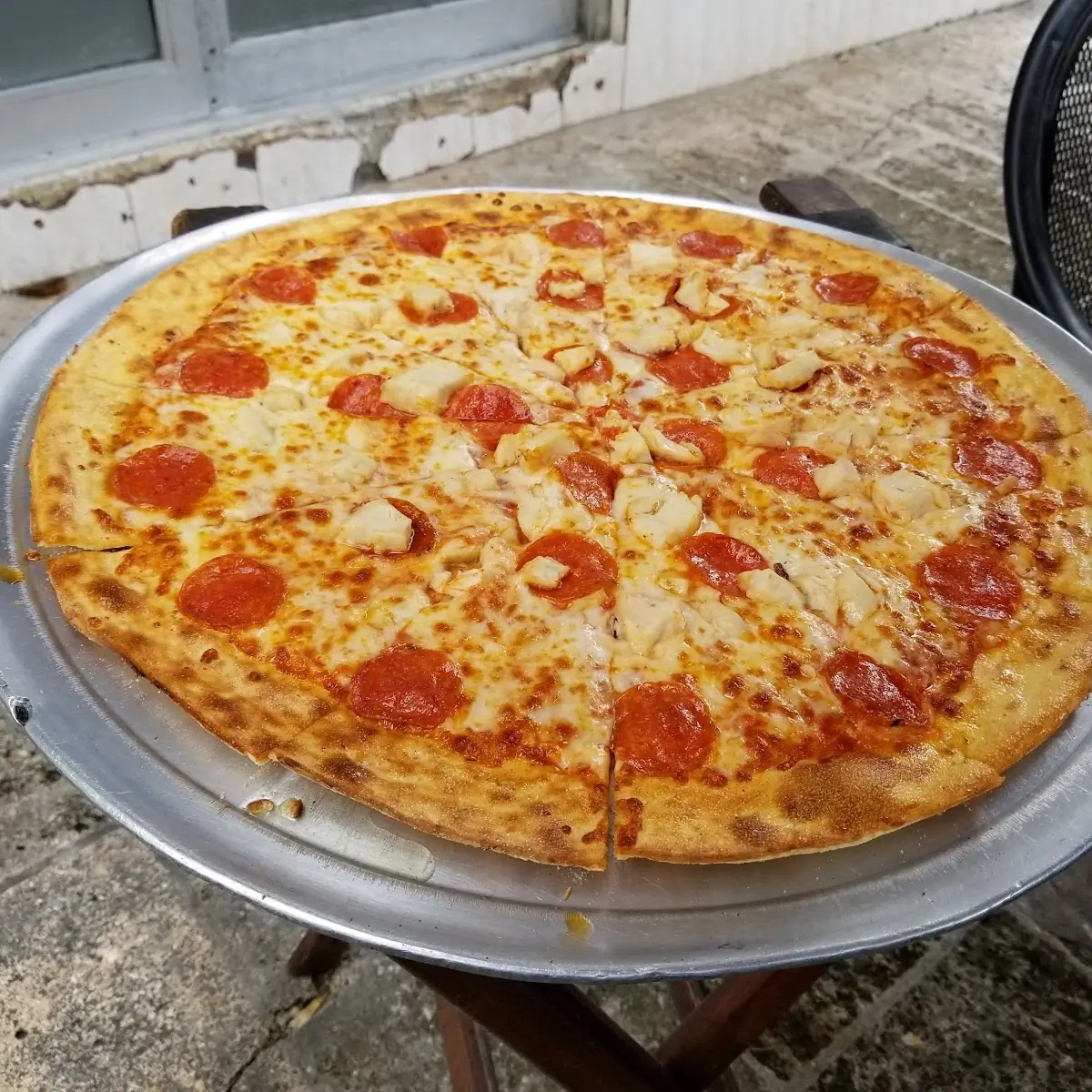 Pepperoni and Chicken Pizza