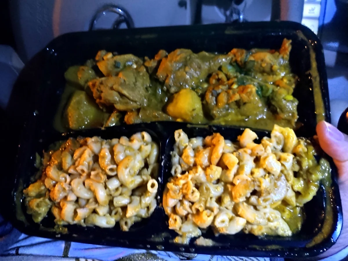 Curry Chicken with Mac and Cheese