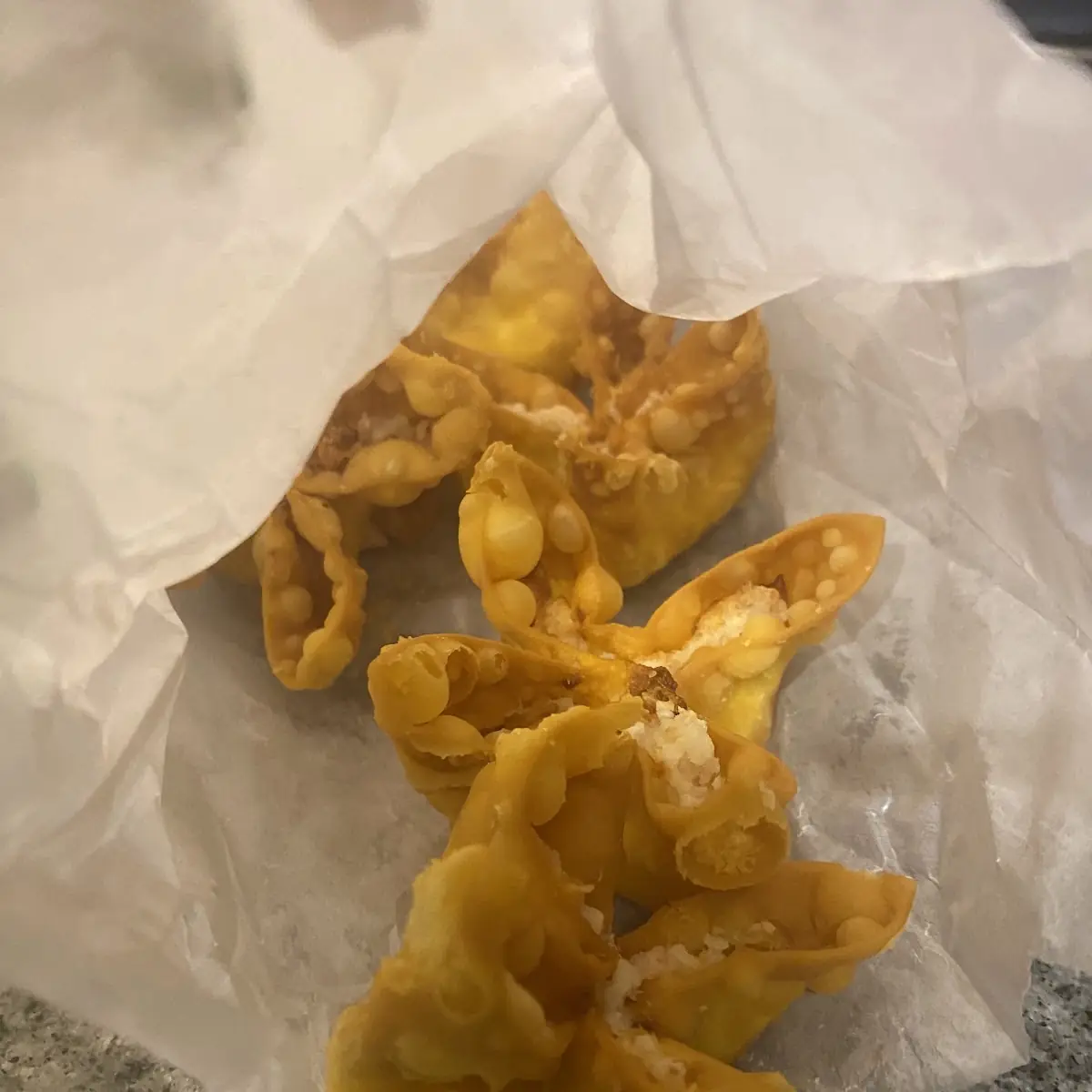 Crab Rangoon 10 Count