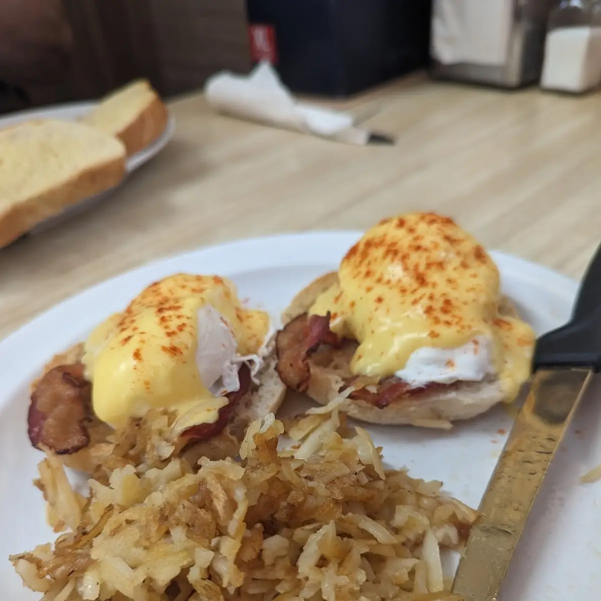 Eggs Benedict with Home Fries