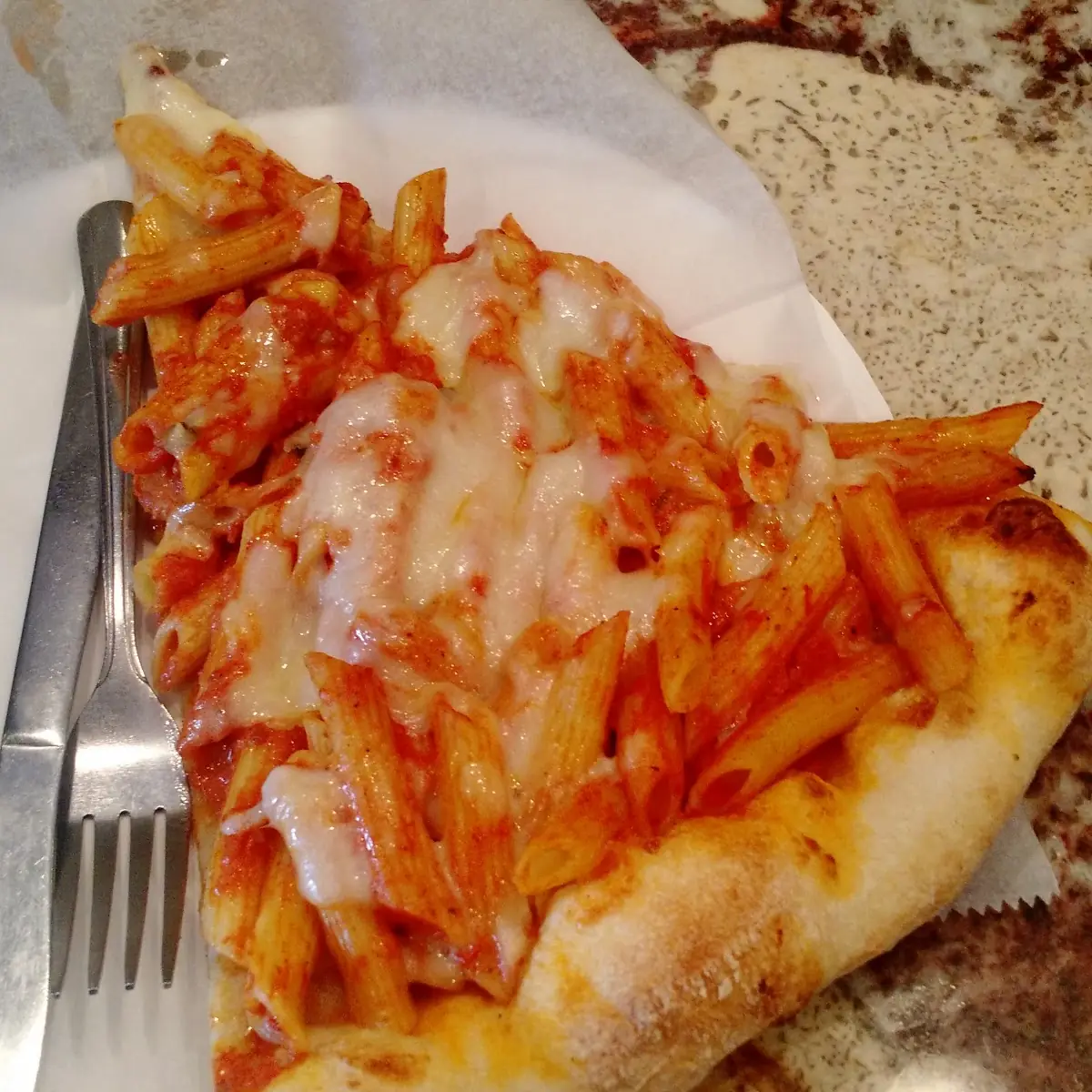 Baked Ziti Pizza