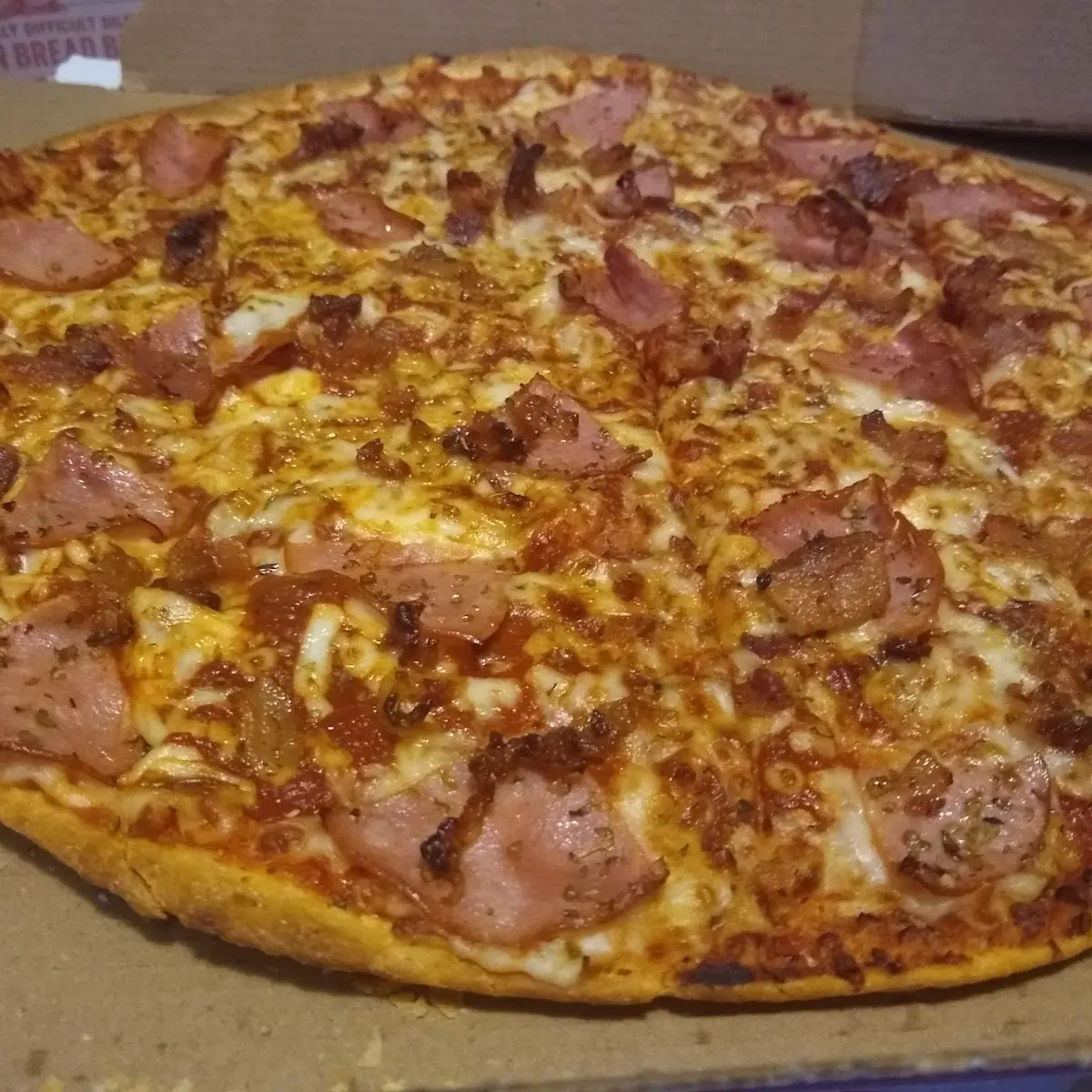 Thin Crust Pizza Ham and Bacon