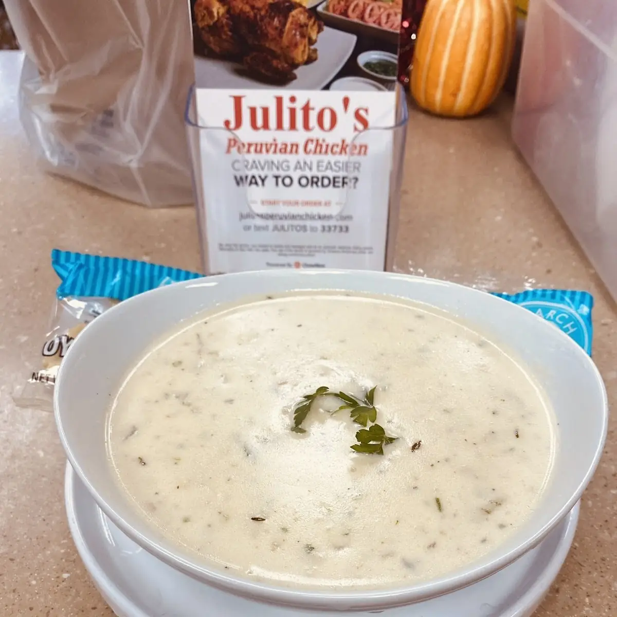 Bow 32oz L Clam Corn Chowder
