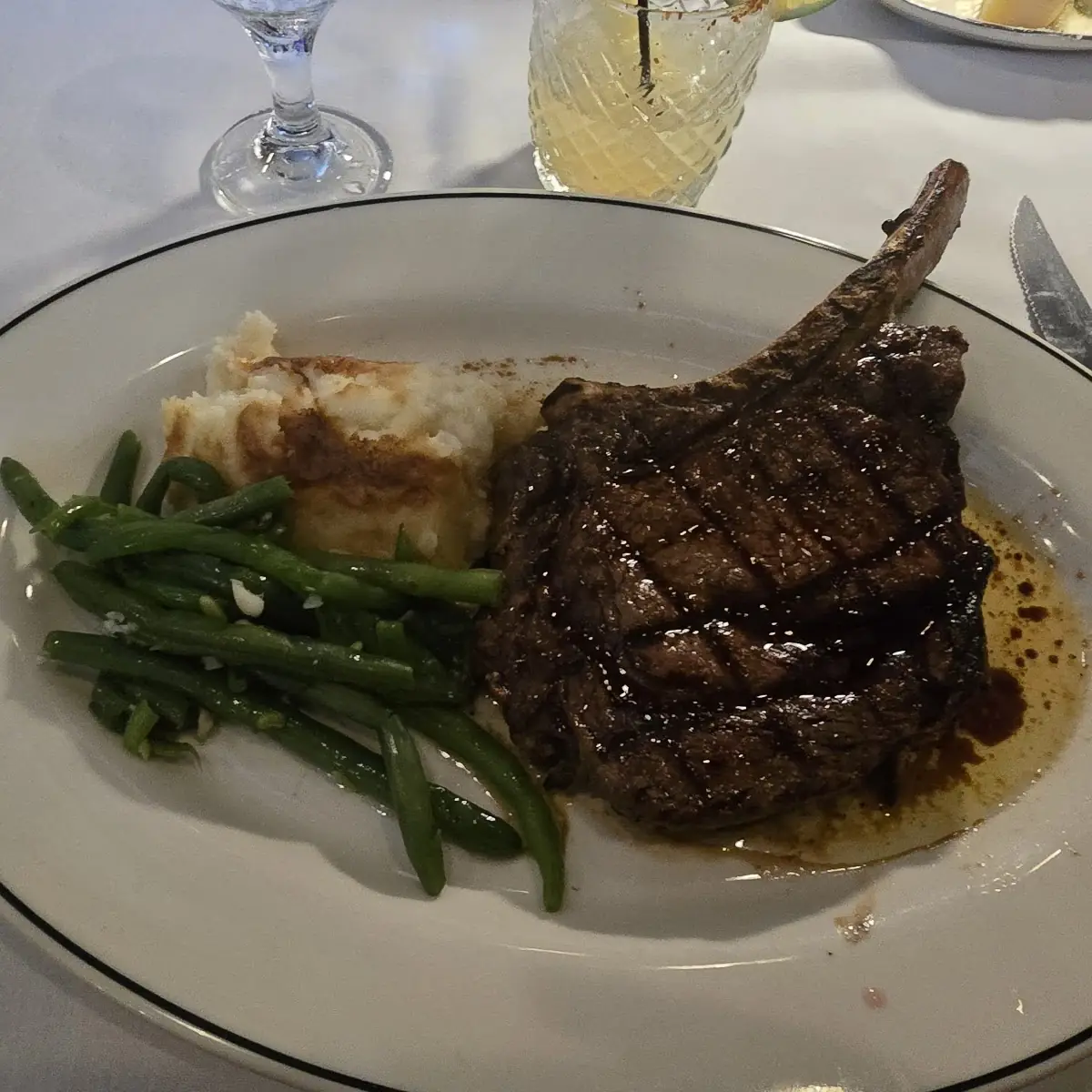 20oz Ribeye Steak with Green Beans and Mashed Potatoes