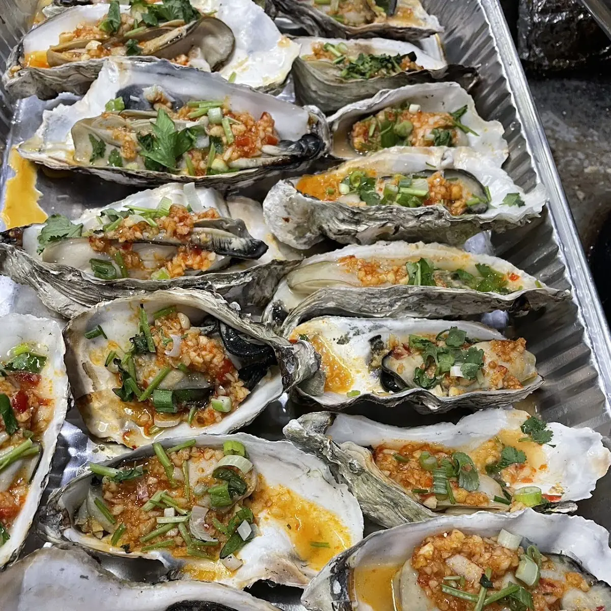 Grilled Oysters with Garlic Sauce
