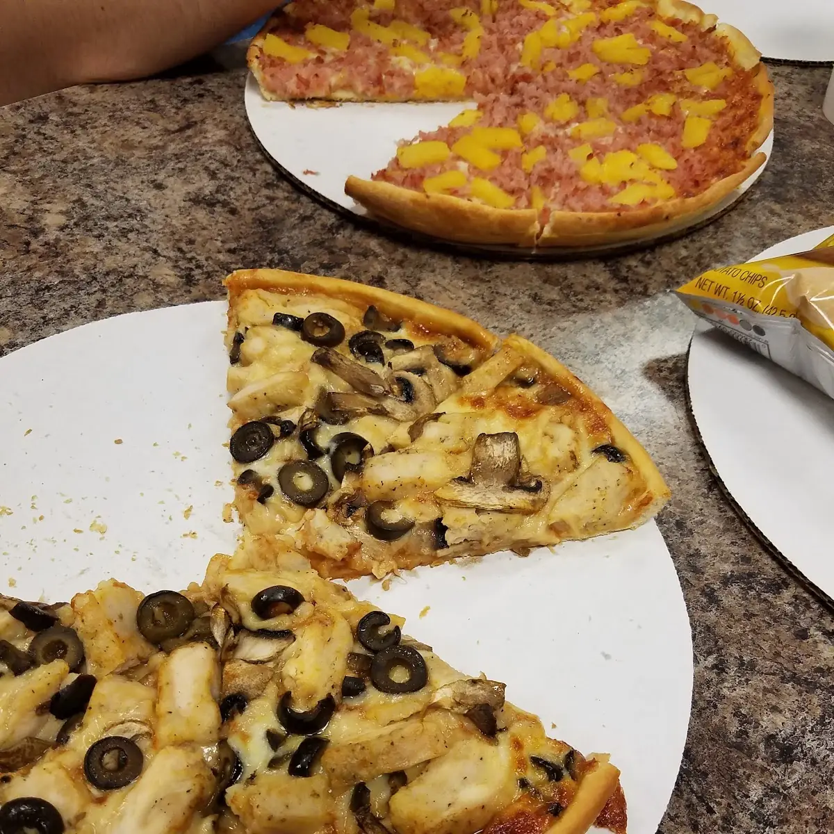 Chicken Supreme Pizza