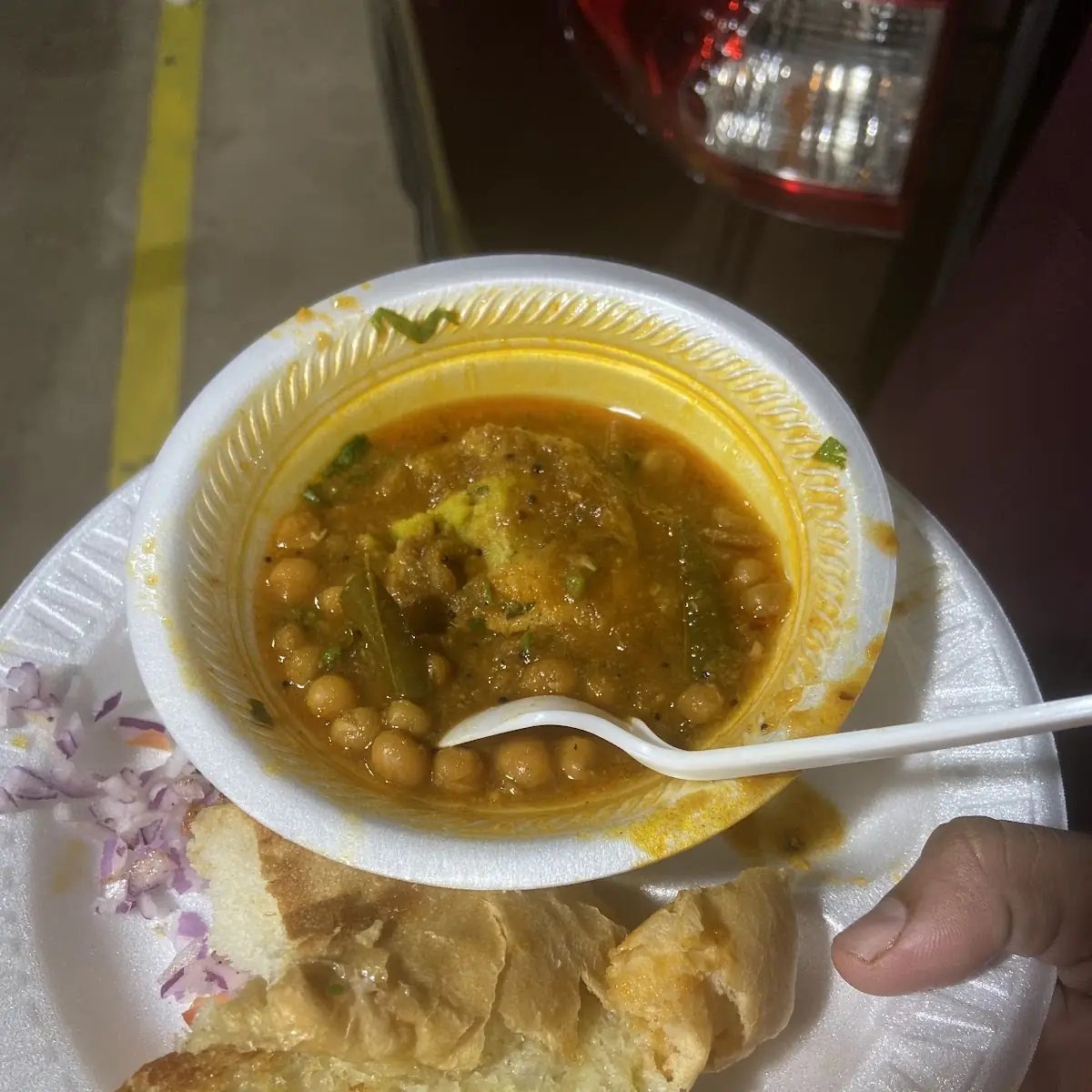 Wada Pav and Missal