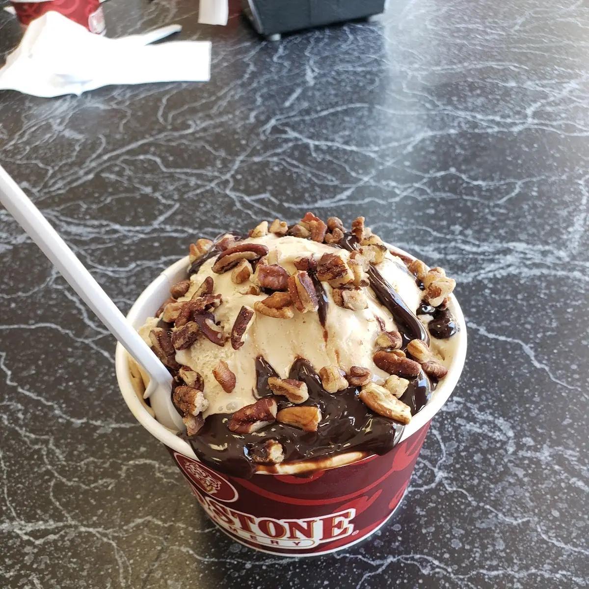 Vanilla Cold Fudge Sundae