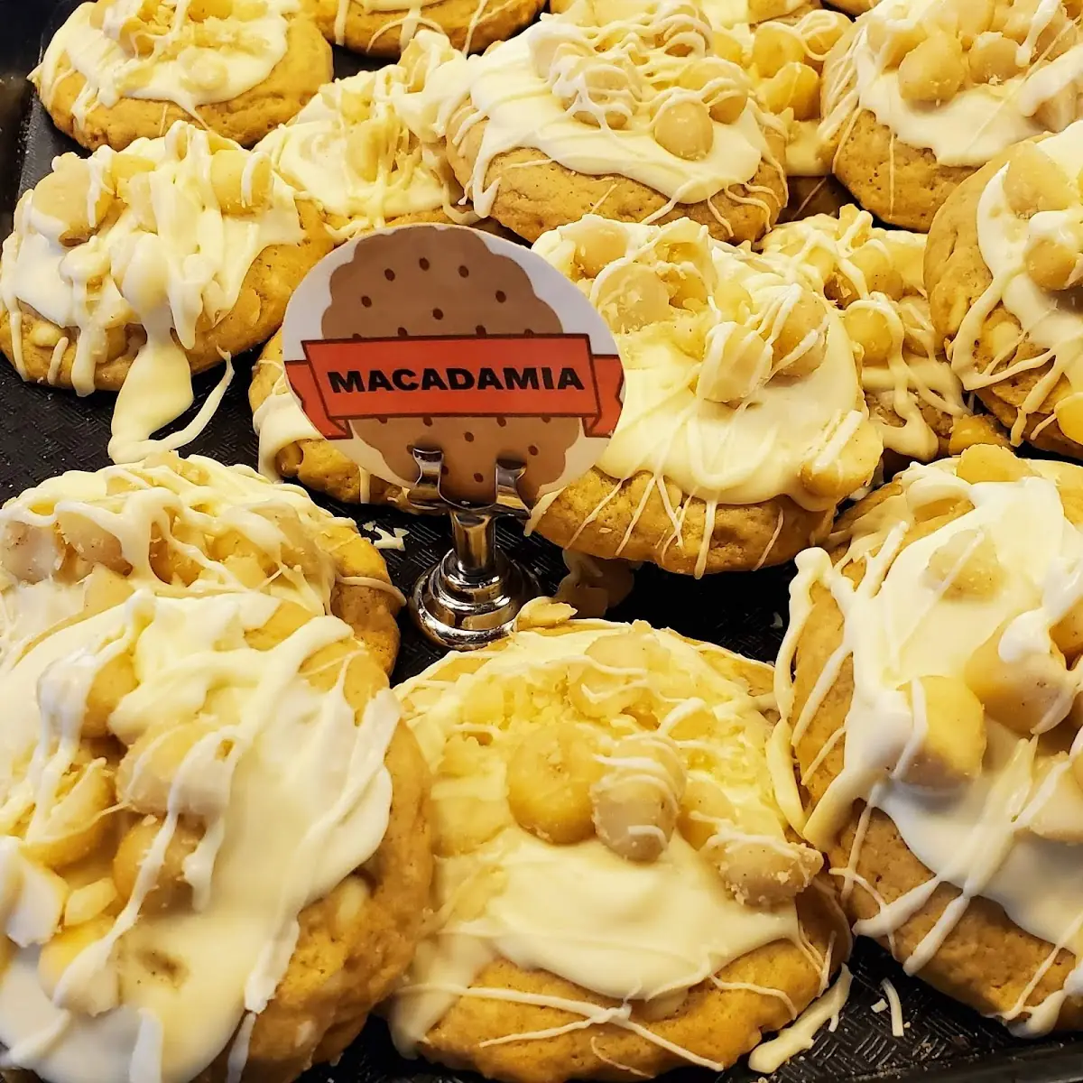 Macadamia Cookies