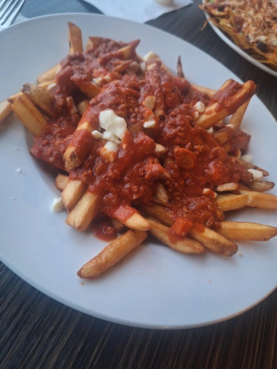 Highlights, Maujo Resto Bar