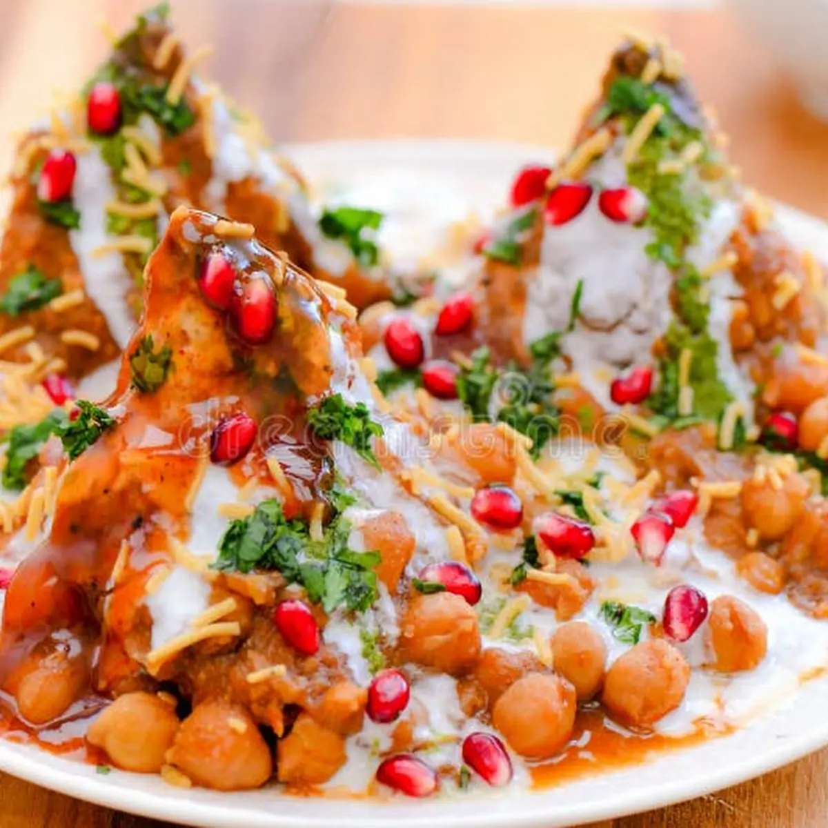 Potato Samosa Choley Chaat