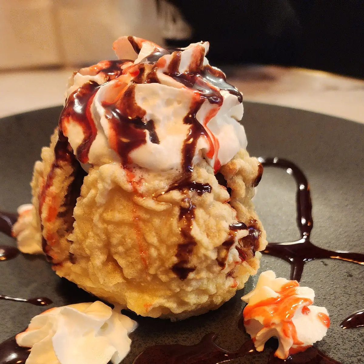 Com3.Shrimp Tempura & Spicy Crabmeat Roll