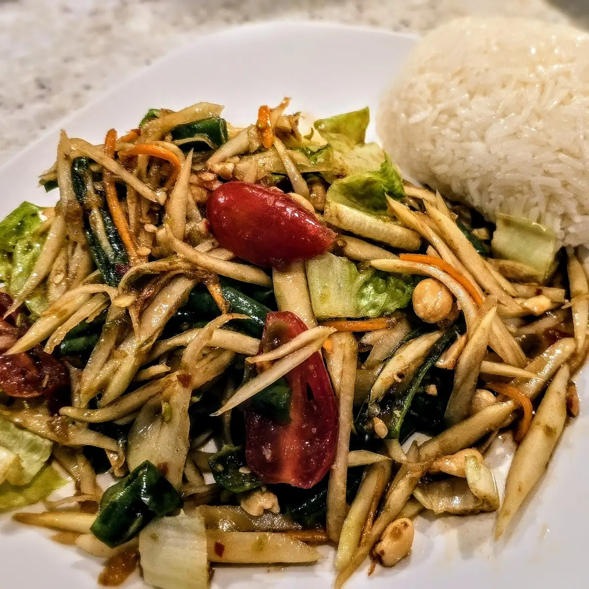 Som Tum with Sticky Rice