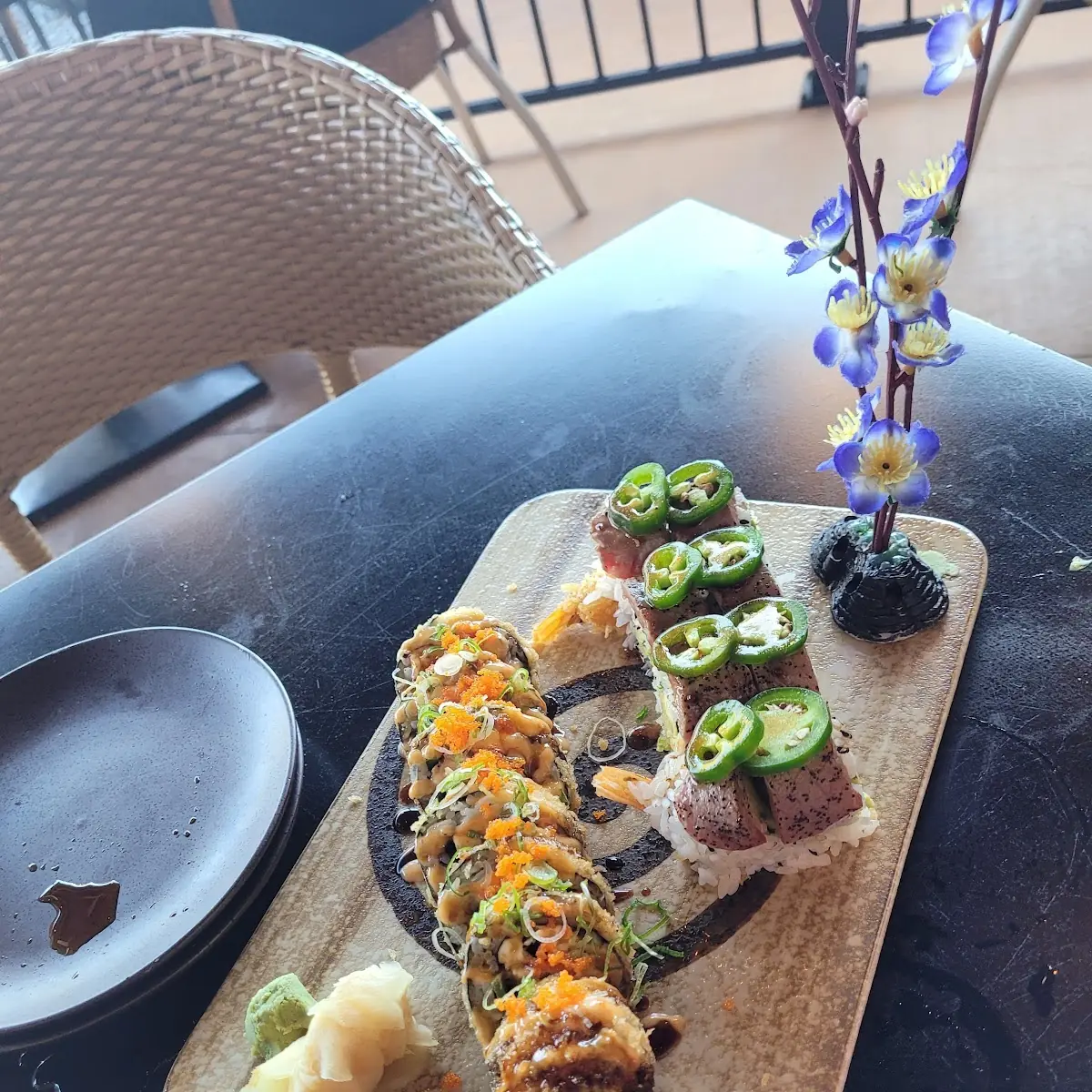 Bla Pepper Bluefin Tuna Roll