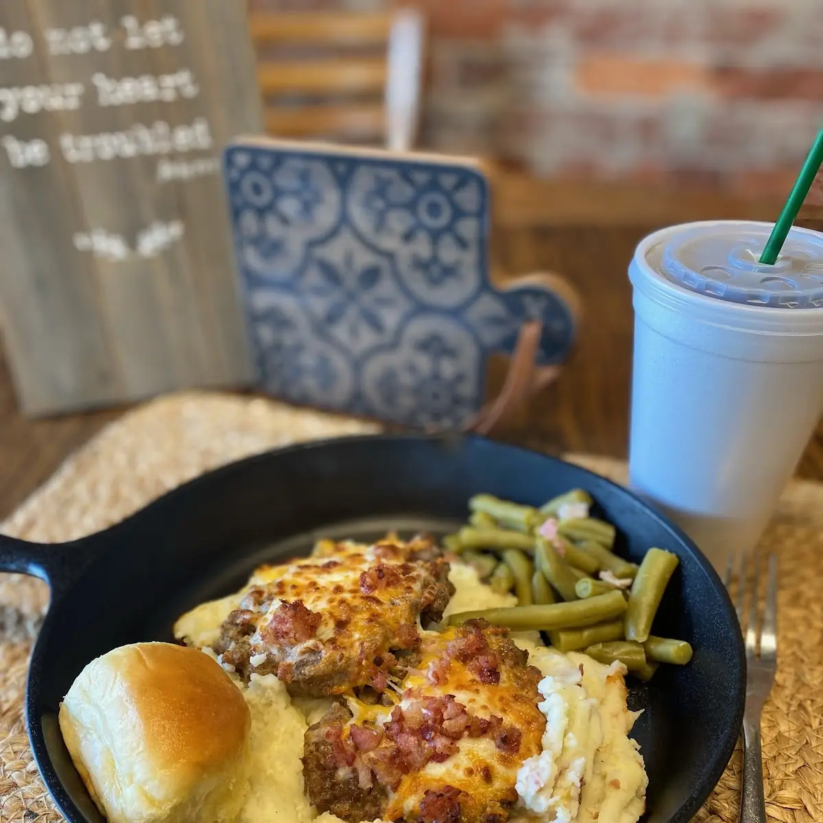 Biscuits & Gravy
