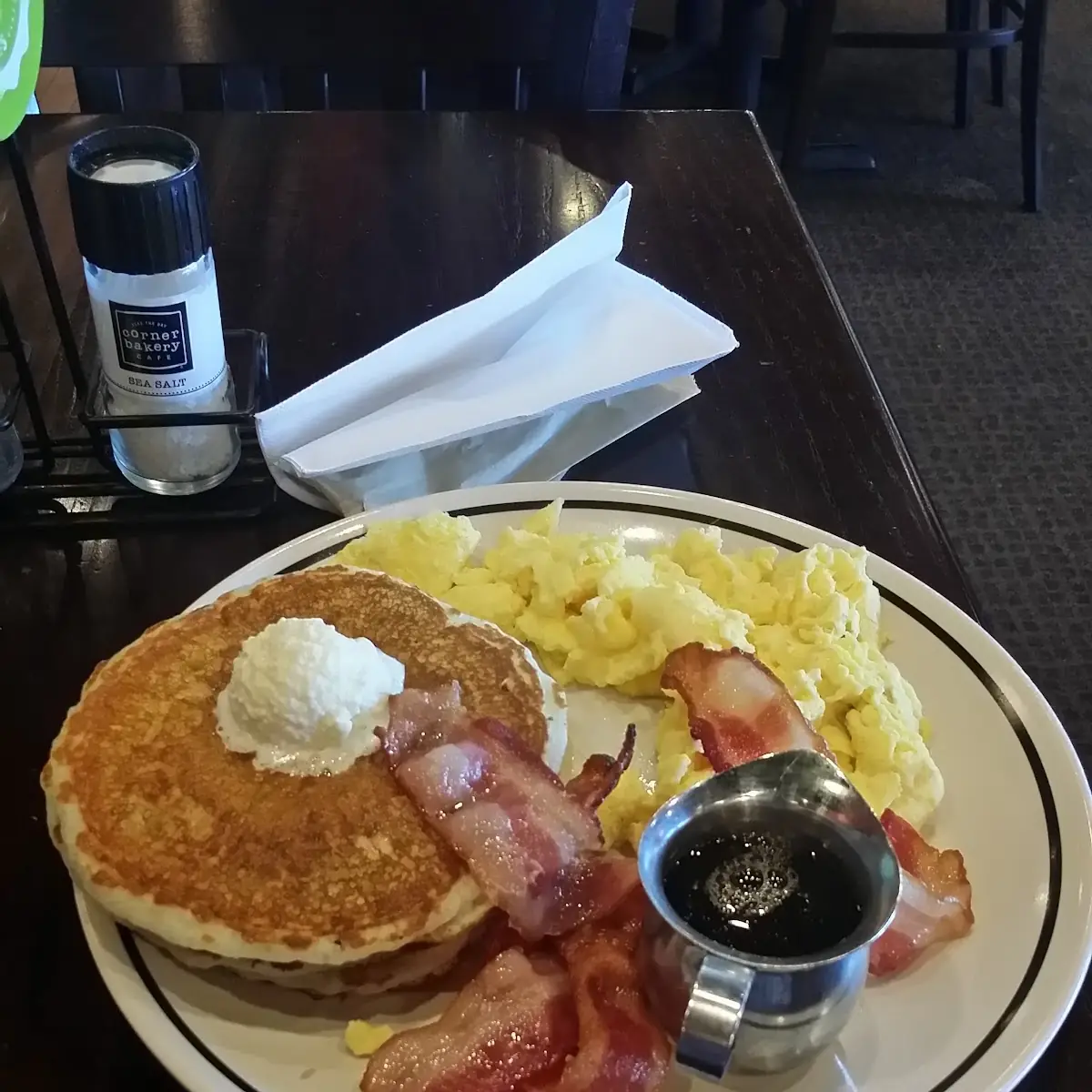 Pancake Combo w Eggs