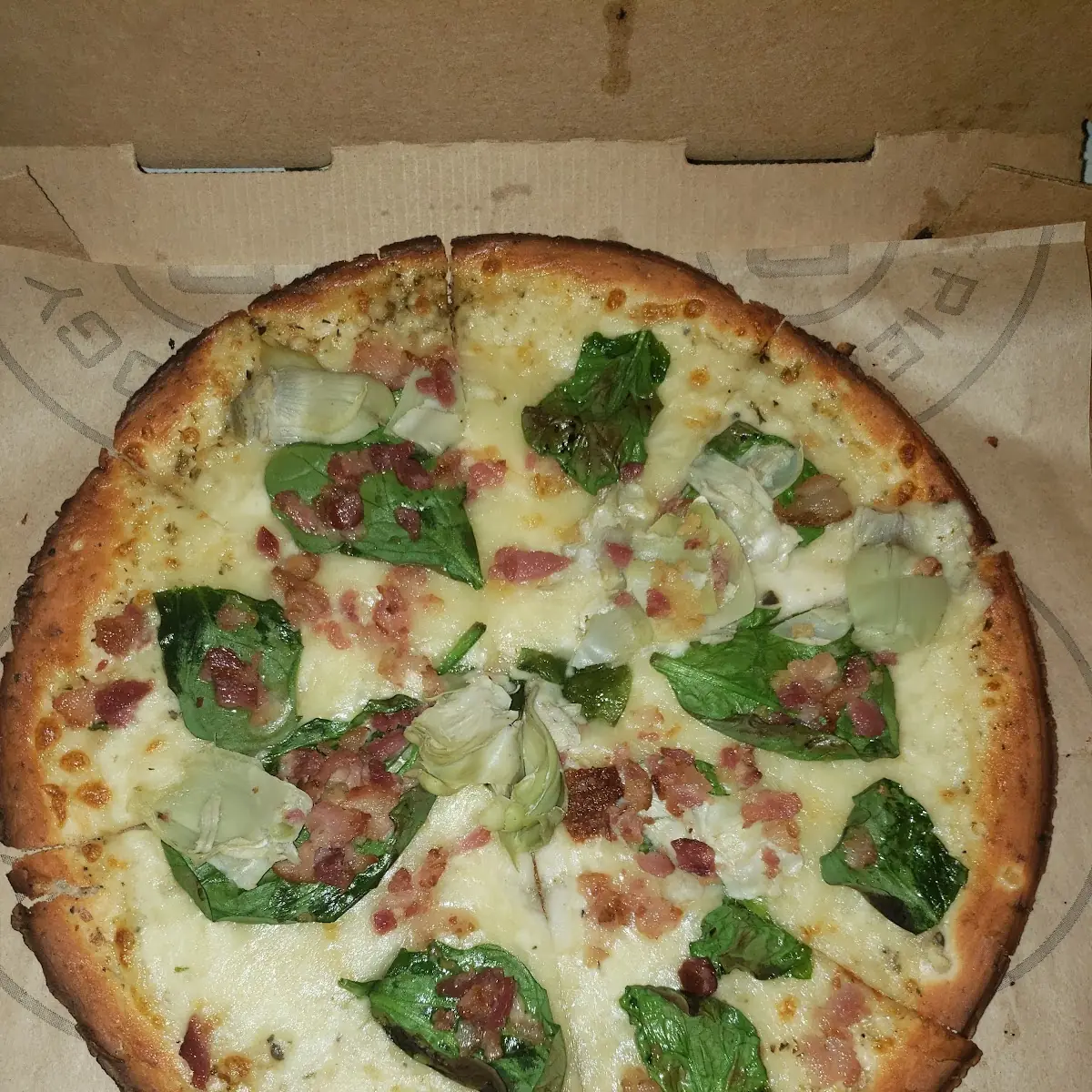 Cauliflower Crust Alfredo Bacon Artichoke Spinach Garlic