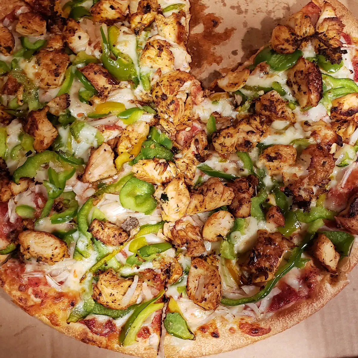 Grilled Chicken Pizza