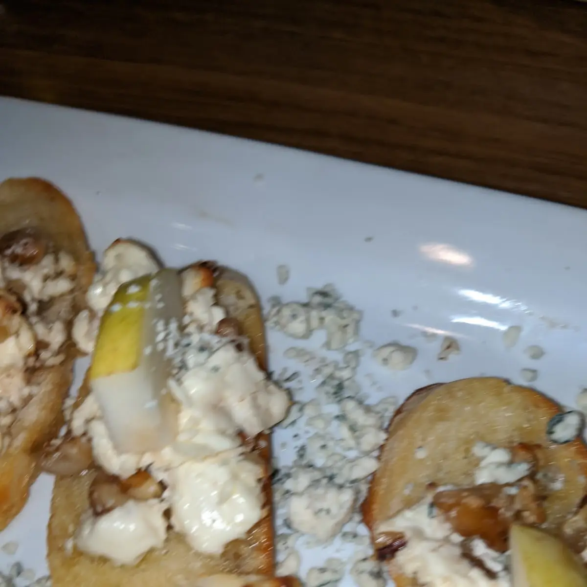 Cream Cheese Crustini