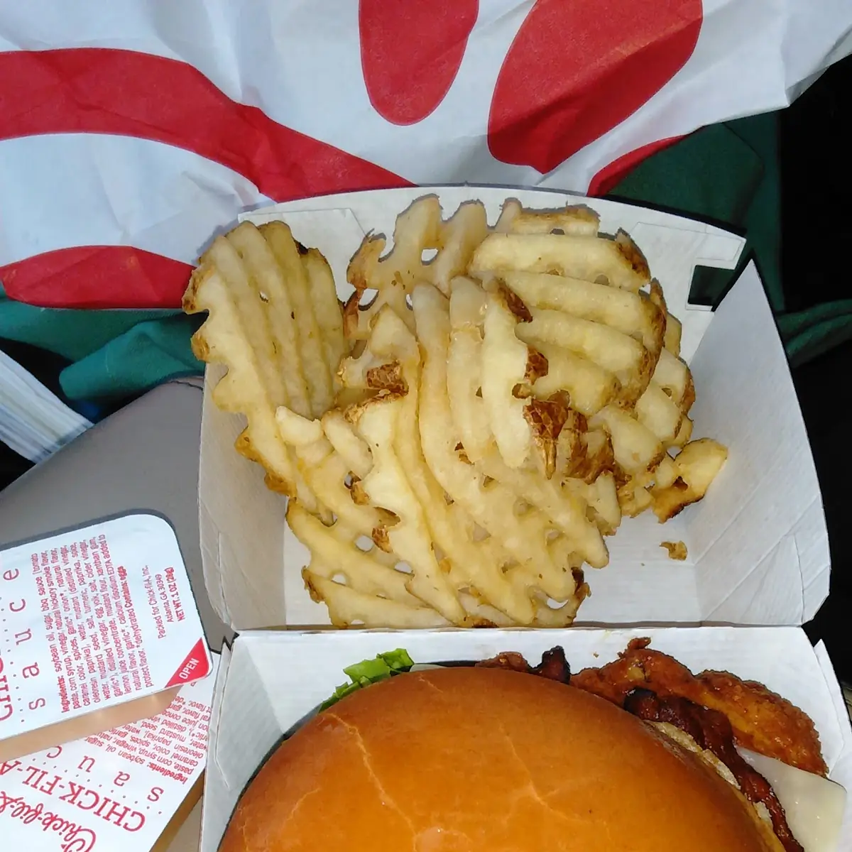 Spicy Deluxe Chicken Sandwich Combo