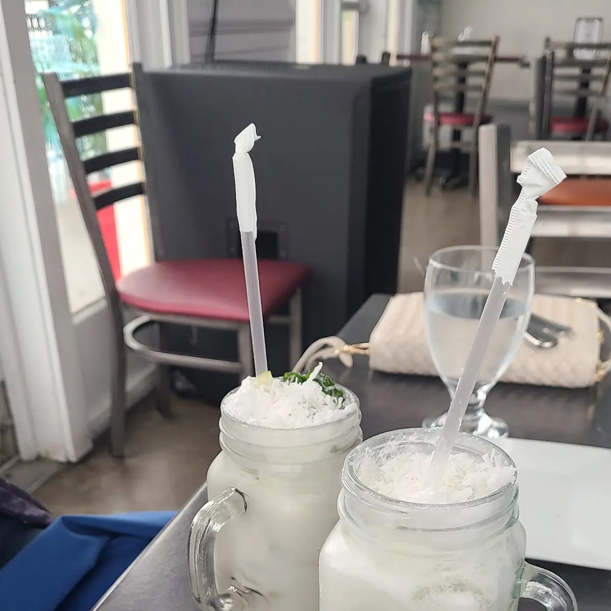 Virgin Coconut Mojito