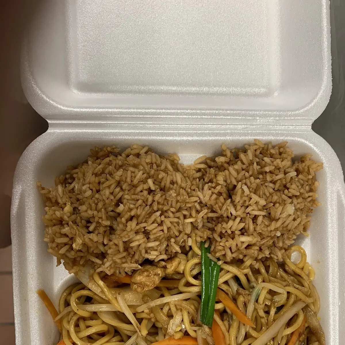 Combo Chow Mein