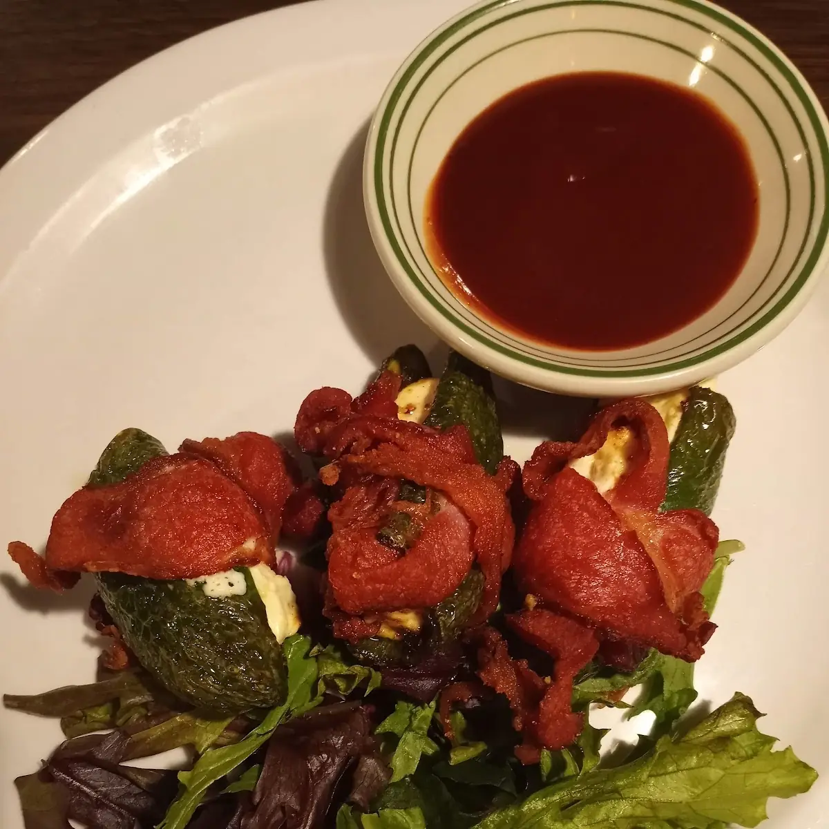 Bacon Wrapped Jalapeño Poppers