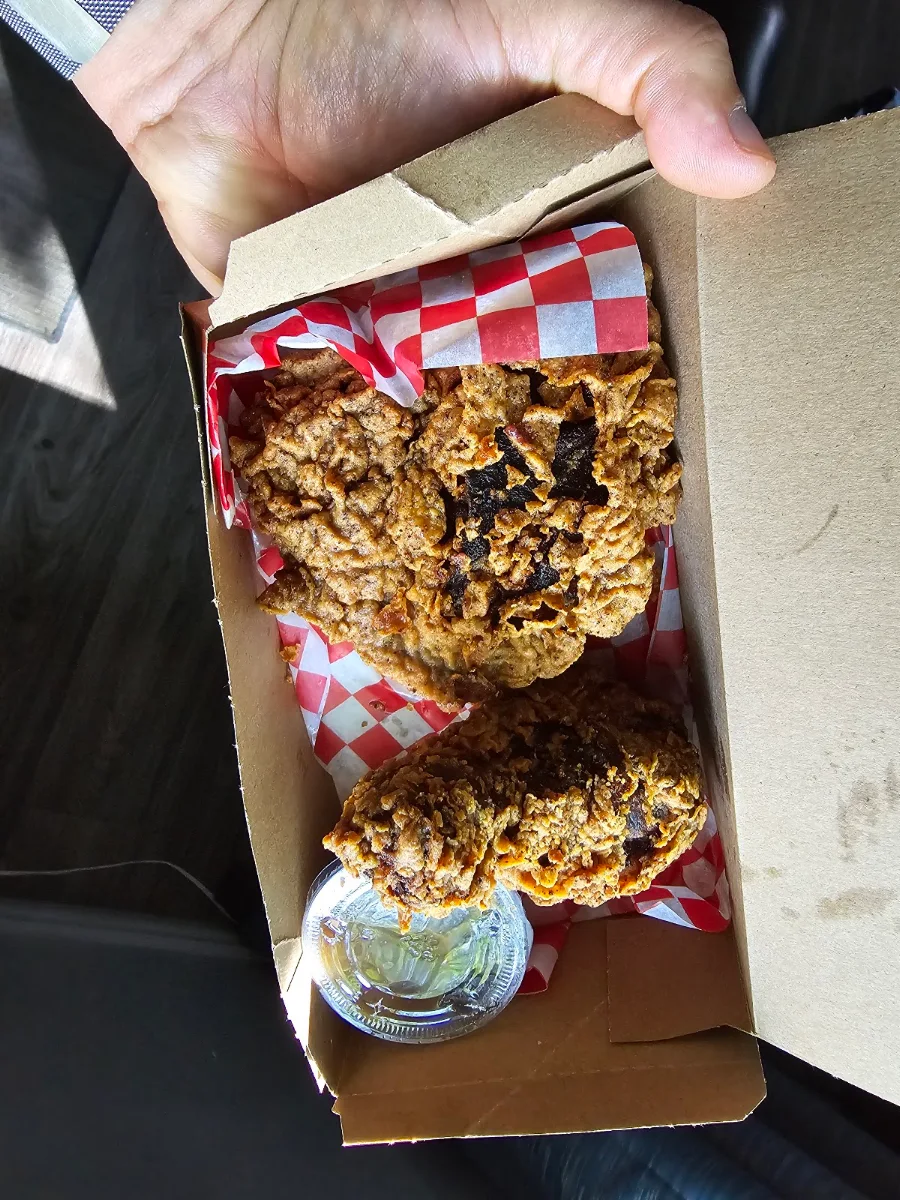 Highlights, Punch Fast Food