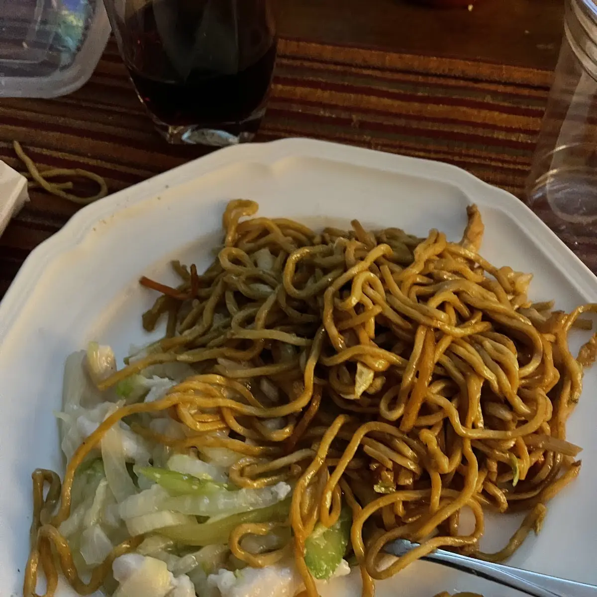 Chicken Lo Mein Noodles
