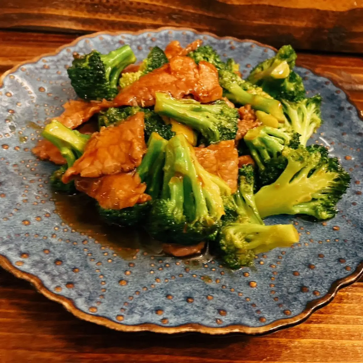 L Broccoli w Garlic Sauce
