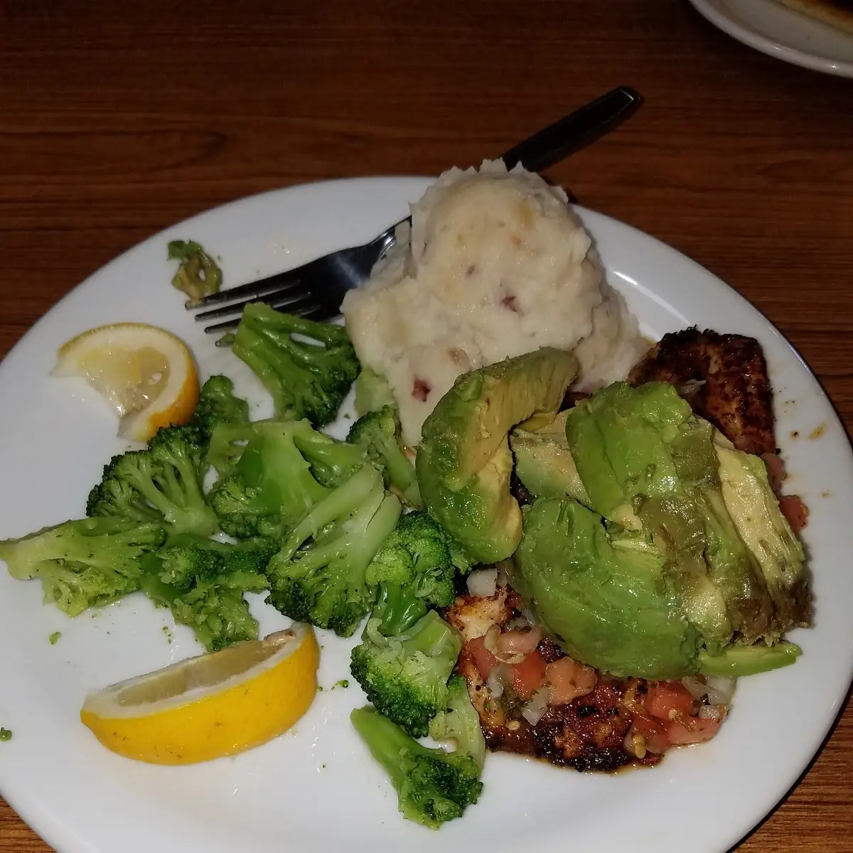 Taliapa with Broccoli and Avocado Slices