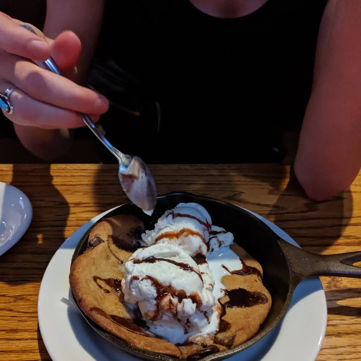Chocolate Chip Cookie Skillet Sundae