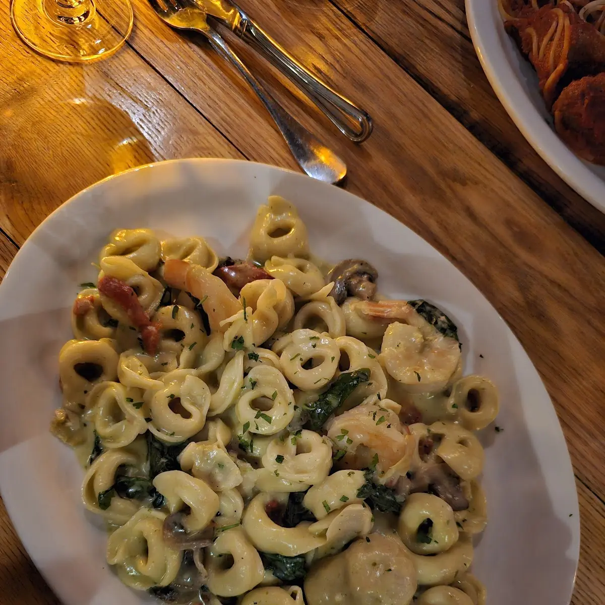 Cheese Tortellini Catering