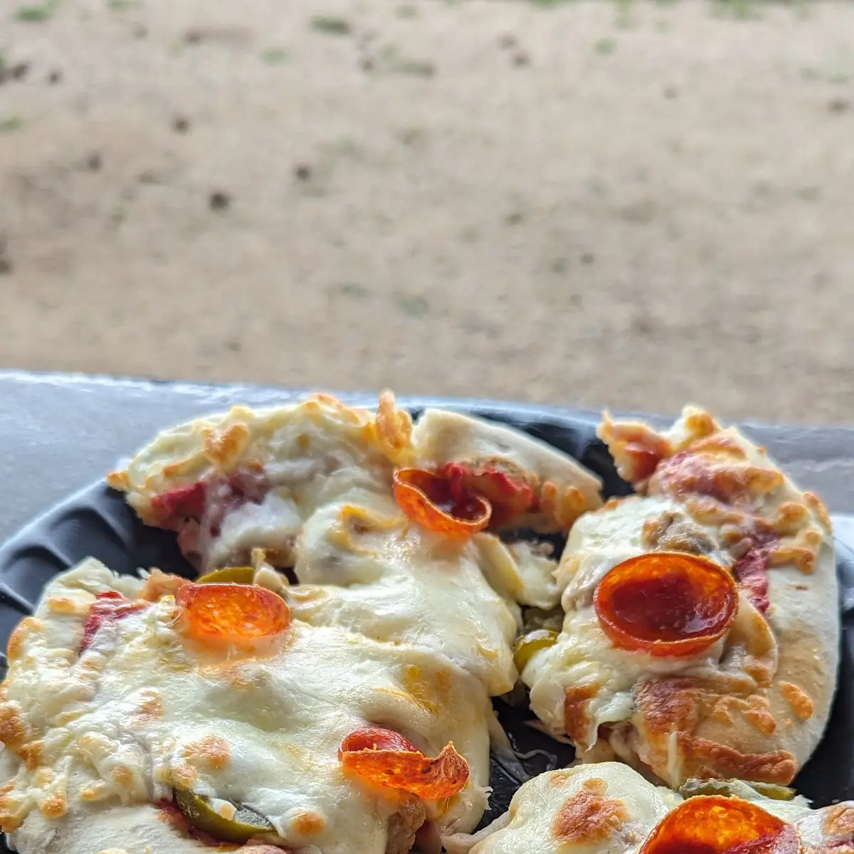 7 Personal Pizza