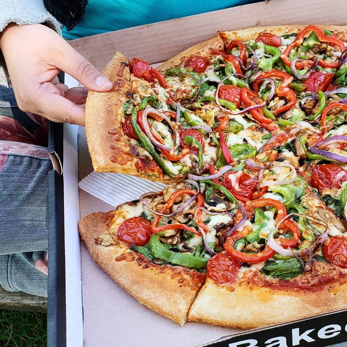 Medium Pan 2 Toppings