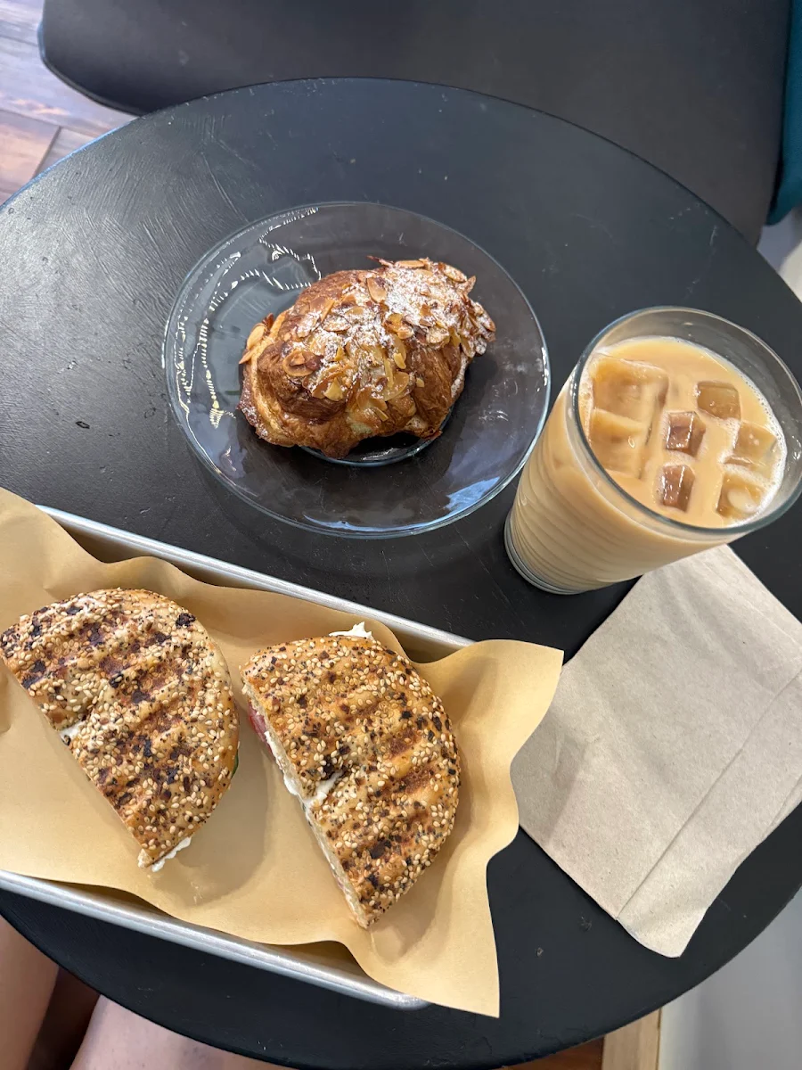 Croissant Salmon