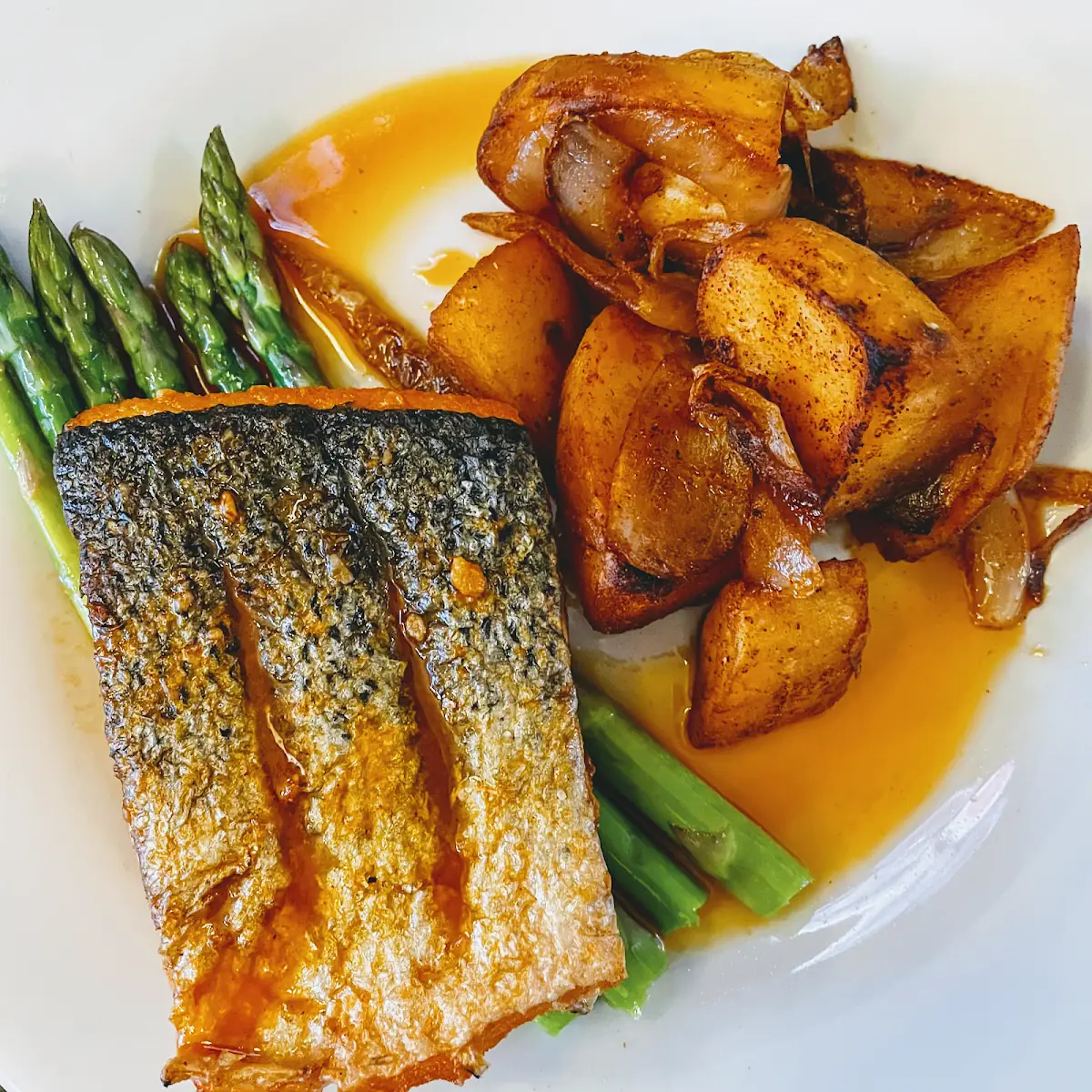 Highlights, Panache Restaurant And Lounge