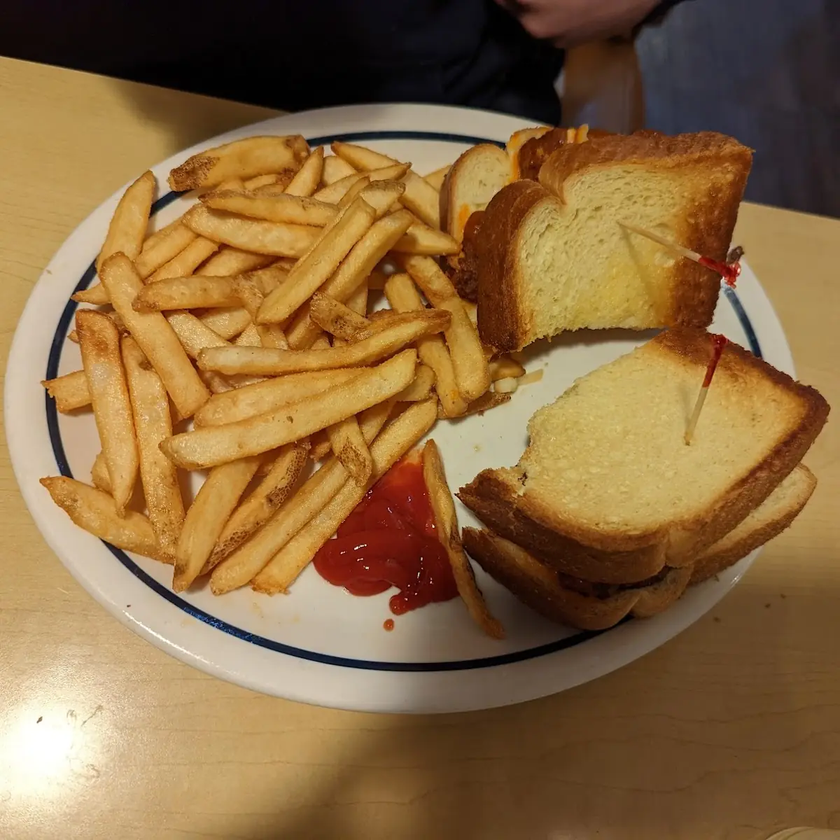 Cheese-Crusted 4-Cheese Melt