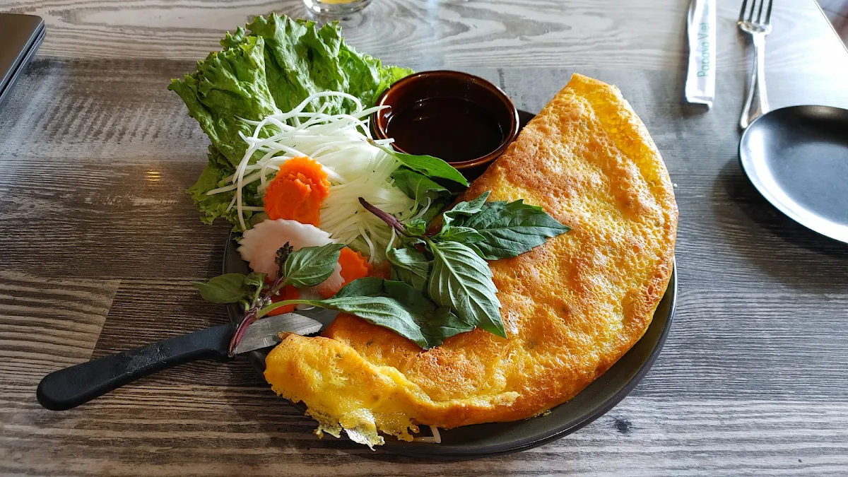 Vietnamese Crepe Bánh Xèo