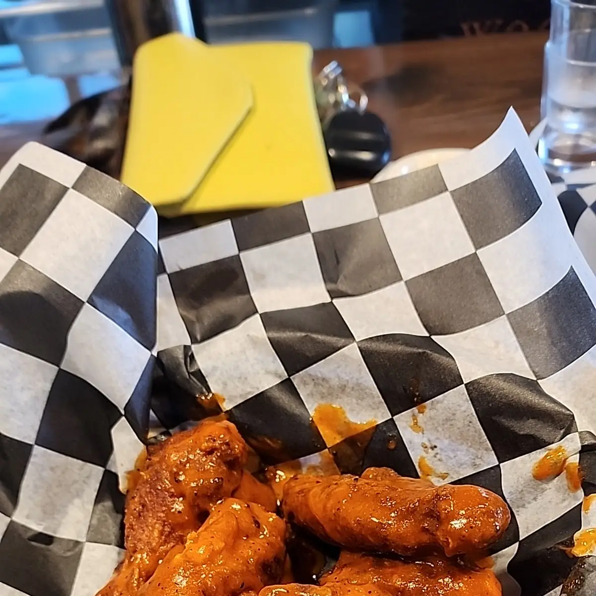 10 pc WINGS (2 sauces)
