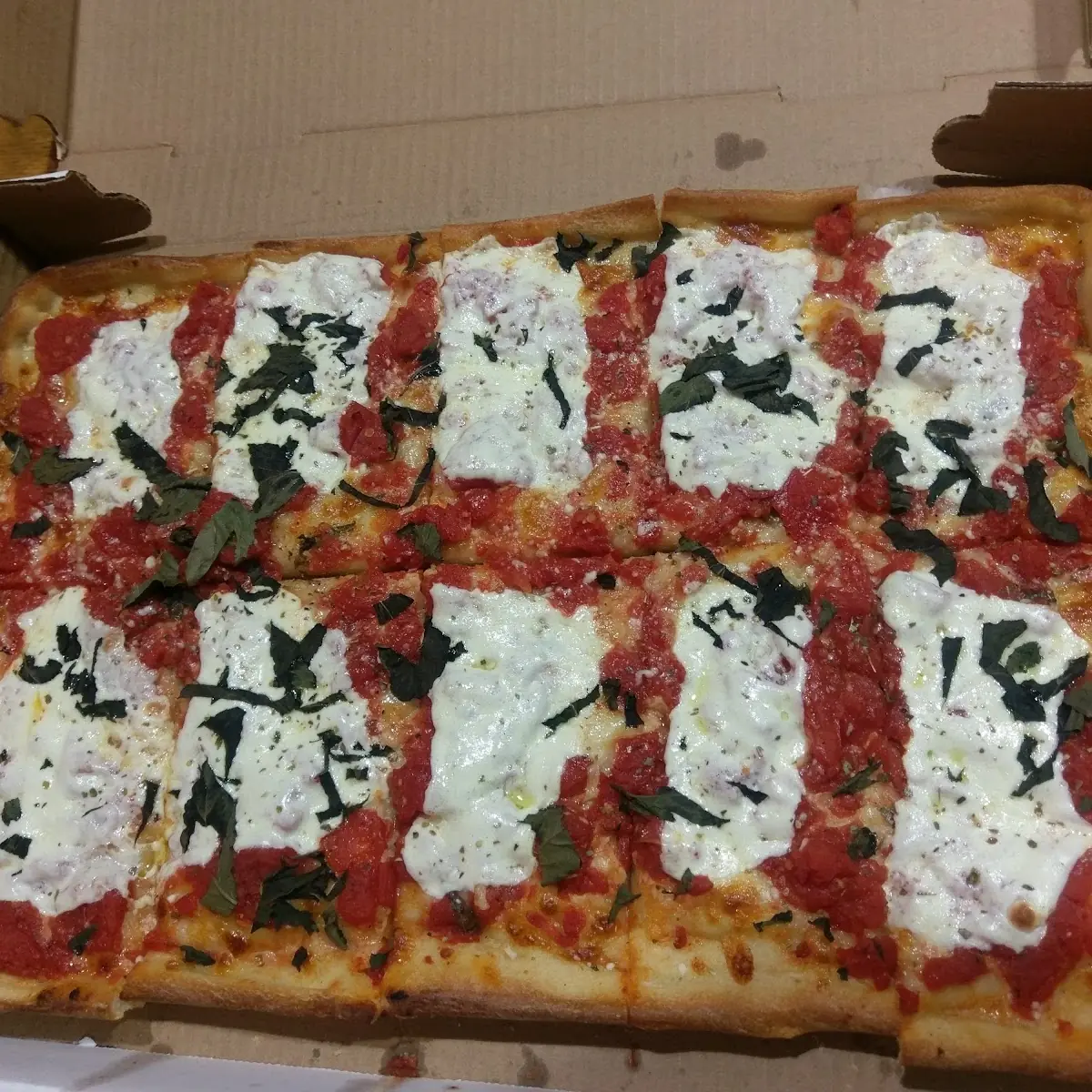 Grandma's Pan Pizza