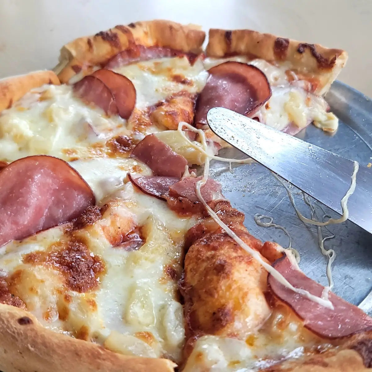 Hawaiian Pizza